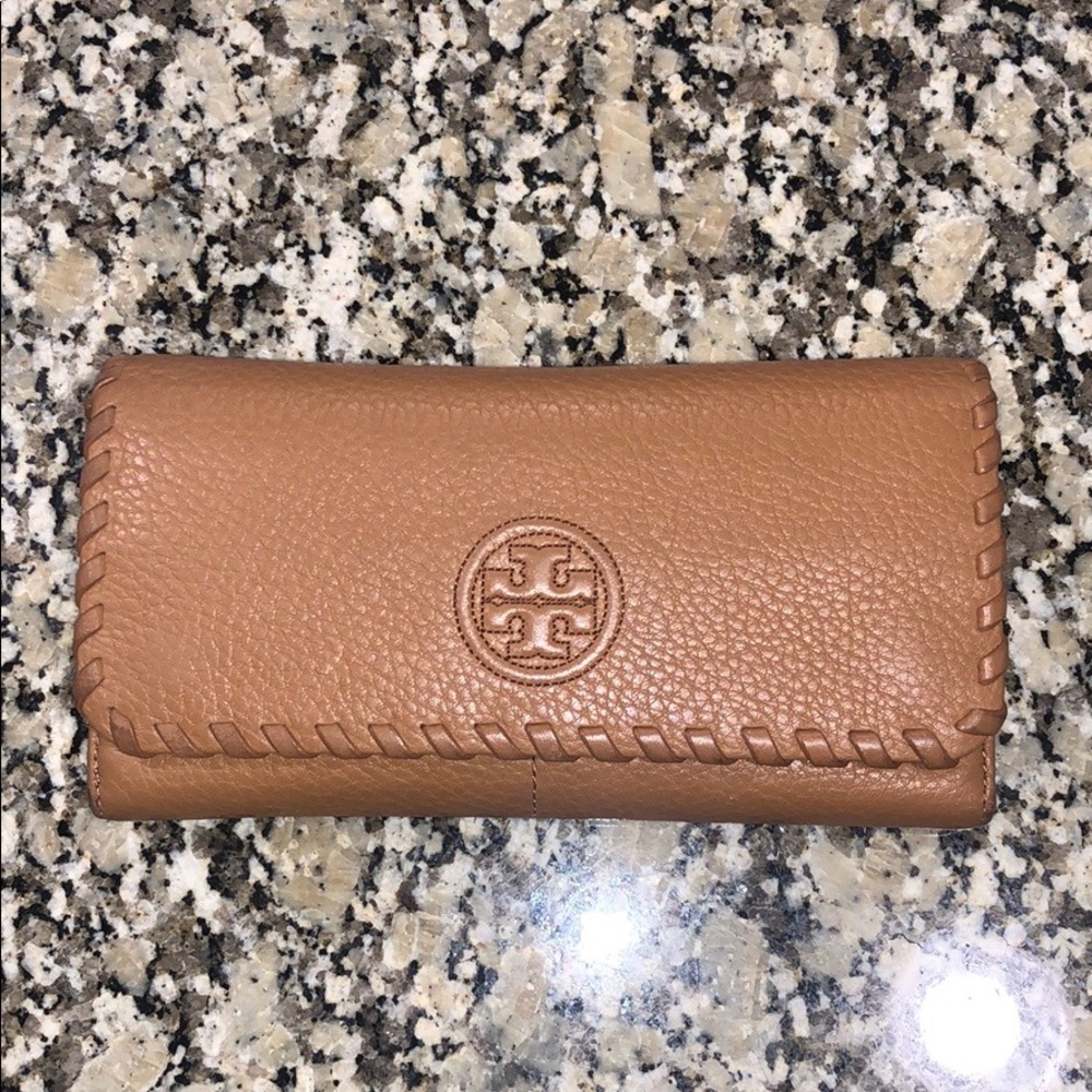 Tory Burch wallet